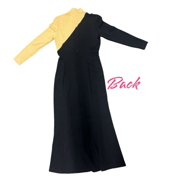 St. John Evening Maxi Dress - Picture 4 of 8